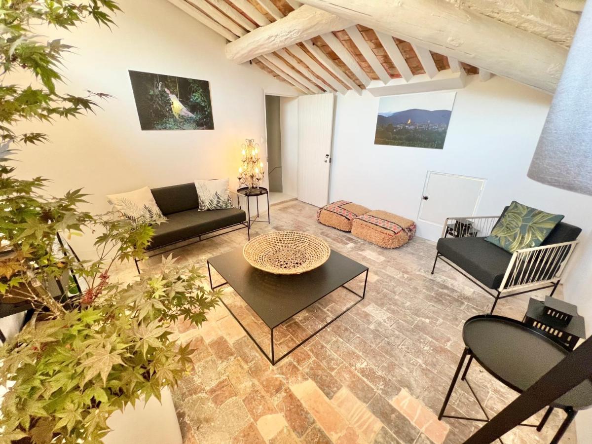 Maison De Village Au Calme. Lourmarin Ngoại thất bức ảnh